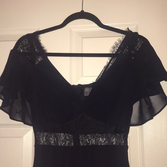 Stunning Navy ASOS Bridesmaid Dress - Picture 4 of 7